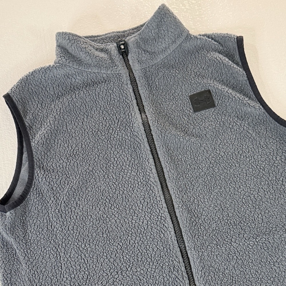 Under‎ Armour Youth Large Gray Sherpa Vest